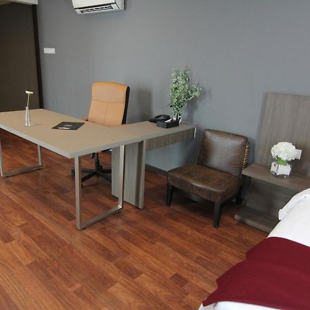 Nexus Business Suite Hotel Shah Alam Quarto foto